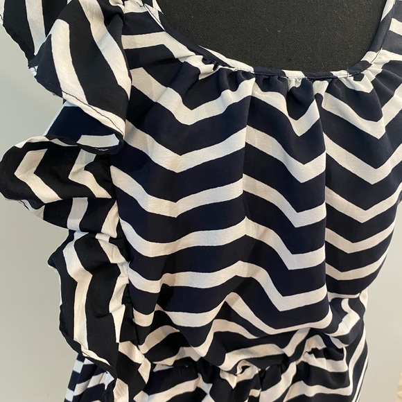 Cute Striped Ruffle Romper - Picture 3 of 5